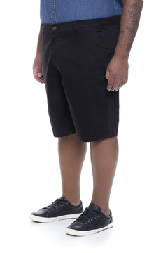 Bermuda Masculina Sarja Plus Size Preta ou Marfim - comprar online