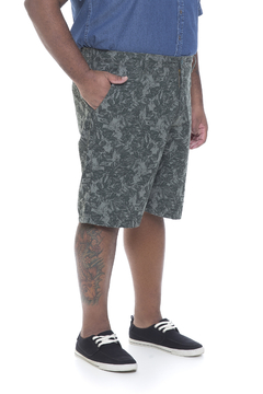 Bermuda Masculina Sarja Plus Size Floral Verde - comprar online