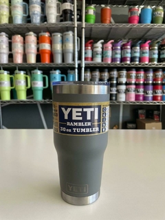 TERMO YETI 30OZ COLOR GRIS sin asa - Variedad de colores