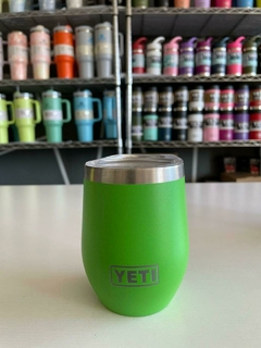 Vaso de vino YETI de 10 oz COLOR VERDE