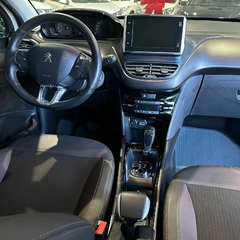 Peugeot 2008 - 2022 na internet