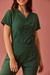 Scrub Feminino Clara - Verde Amazonas - Scrubs e Pijamas cirúrgicos | Moda Scrubs