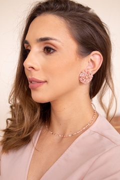 18-carat gold-plated earring, embroidered with stones and crystal in shades of pink. - buy online