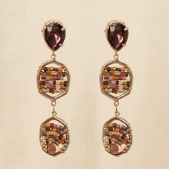 8k gold-plated earring, embroidered with resin, crystal and jablonex stones in shades of lilac and brown.