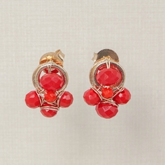 18k gold-plated earring, embroidered with red crystals