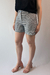 Shorts Listrado Com Bolsos - tumaline