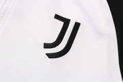 Conjunto Juventus na internet