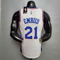 Regata Philadelphia 76ers - #21Embiid - Branco - comprar online