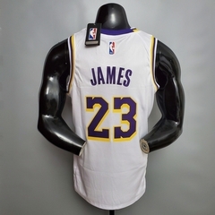 Regata Los Angeles Lakers - #23James - Branco - comprar online