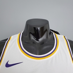 Regata Los Angeles Lakers - #23James - Branco na internet