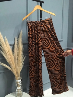 Calça pantalona zebrada zebra preta e marrom alto relevo - Dalia Rosada