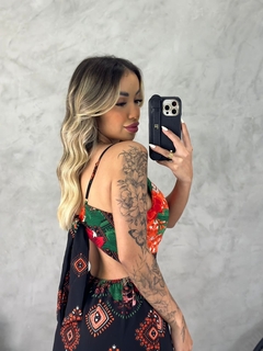 Vestido longo preto florido laranja flores na internet