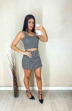 Conjunto cropped e short saia botões inspiração pied poule