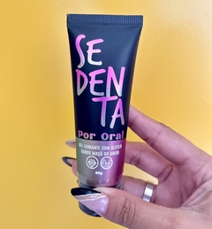 SEDENTA POR ORAL MAÇÃ DO AMOR GEL COMESTÍVEL COM GLITTER 50G PEPPER BLEND - comprar online