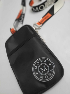 Porta Celular - SOMOS MORA - MORA Carteras & Accesorios