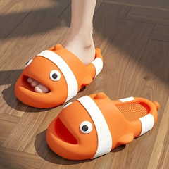 Chinelo Unisex Cartoon Peixe-Palhaço (NEMO) na internet