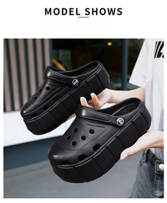 Imagem do Sandália Feminina Estilo Crocs Plataforma Confortável