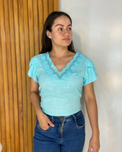 BLUSA DECOTE V na internet