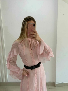 VESTIDO LONGO ENTREMEIOS LN na internet