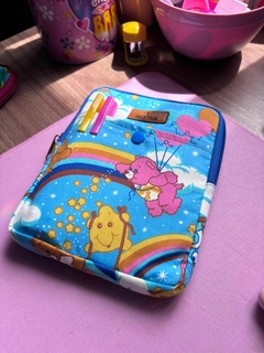 Capa pra Kindle com Zíper - Care Bears - comprar online