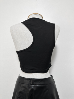 Top cropped preto - comprar online