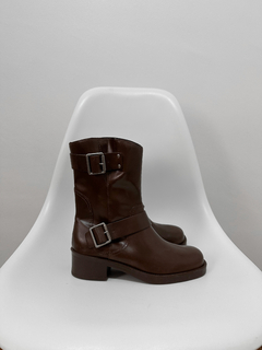 Bota Marrom de couro - comprar online