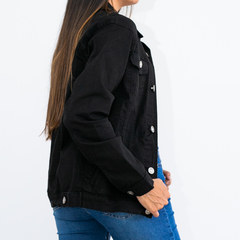 CHAQUETA NEGRA OVERSIZE en internet