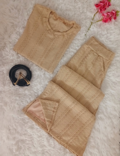 Conjunto Diva com Saia Midi e Blusinha Manga Curta - nis.modas