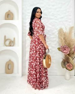 Vestido Longo Tule Floral Elegante