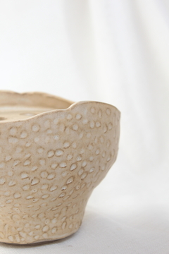 Imagem do Vaso Texturizado com Formas Orgânicas em Cerâmica Artesanal M