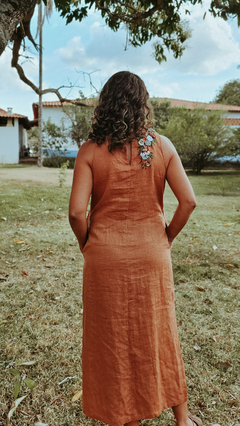 Vestido Midi Bordado à Mão - comprar online