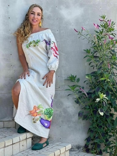 Vestido Longo Linho Natural, Ombro só, Bordado à Mão e ou Pintura. - comprar online