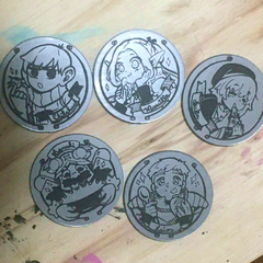 Dungeon Meshi - Moedas na internet