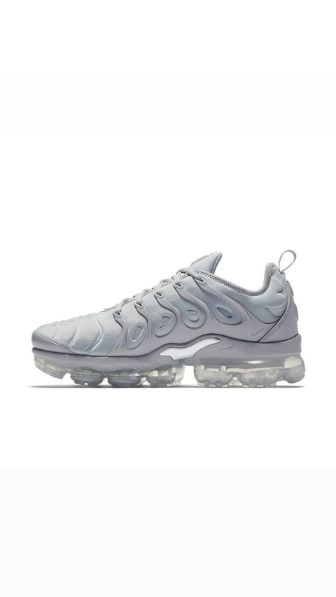 Vapormax plus grey store white