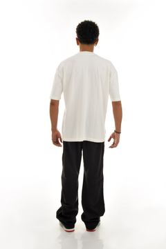 Camiseta Oversized Off White - comprar online