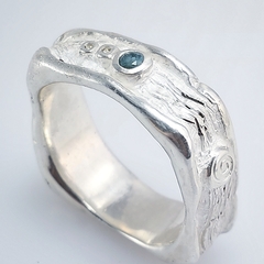 Anillo Flow con turmalina azul - comprar en línea