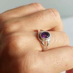 Anillo DwiPada con amatista