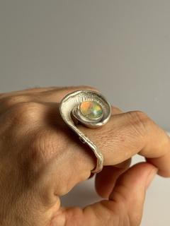 Anillo Infinity con Opalo de Fuego en internet