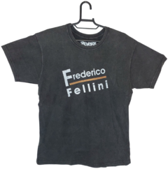 Camiseta Frederico Fellini na internet