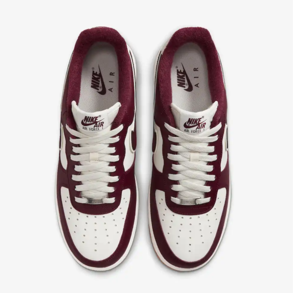 Nike air force sales maroon and white