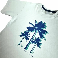 8864 Remera Palmeras blanca - comprar online