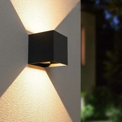 Pack 5 Piezas Lámpara Pared Multiángulos LED Arbotante Negro Luz Cálida o Luz de Día Aplique de Pared Eco - Luxby Iluminacion