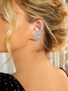 BRINCO FLOR PRATA EAR CUFF