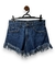 Short Jeans com Barra Desfiada