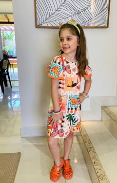 Vestido com Estampa de Tucano e Frutas - Magia & Harmonia Kids | Referência em Moda infantil Feminina e Masculina em todo Brasil