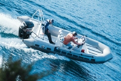 Kiel 560 - Motor Mercury 90hp -8 pax - Nahuel Huapi  Boat Rental