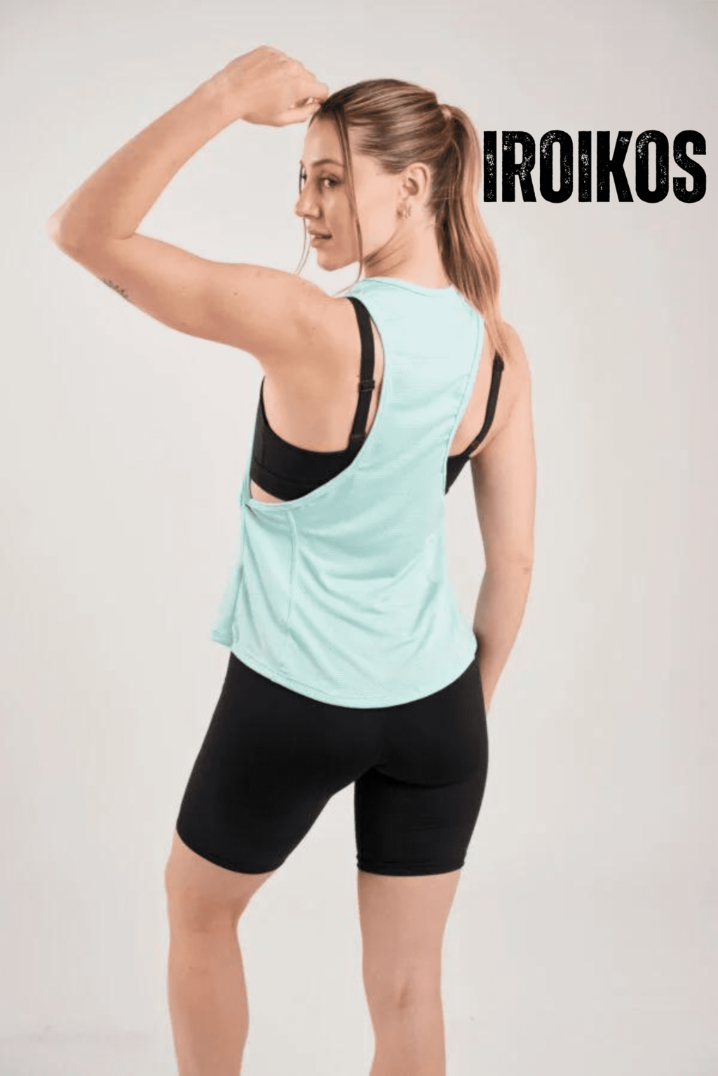 Musculosa deportiva para mujer: ¡empoderamiento y comodidad!