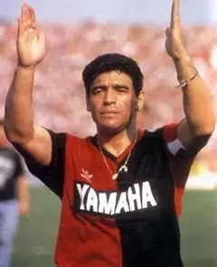 Imagen de Camiseta Newell's retro Maradona