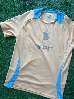 camiseta AFA 2024 premach dorada