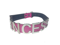 COLLAR ECOCUERO CON CHAROL ROSA PRINCESS